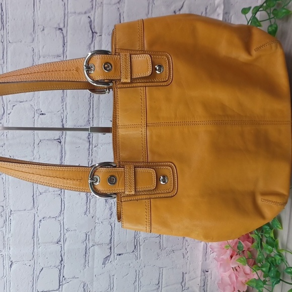 Coach F15045 Pleated Soho Y2K Shoulder Bag - Picture 6 of 15